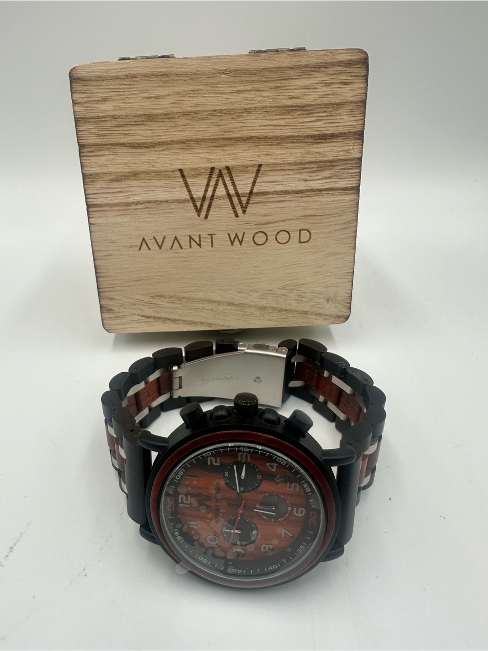 Avant Wood Big Pilot Rose Chronograph Watch - Picture 4 of 4